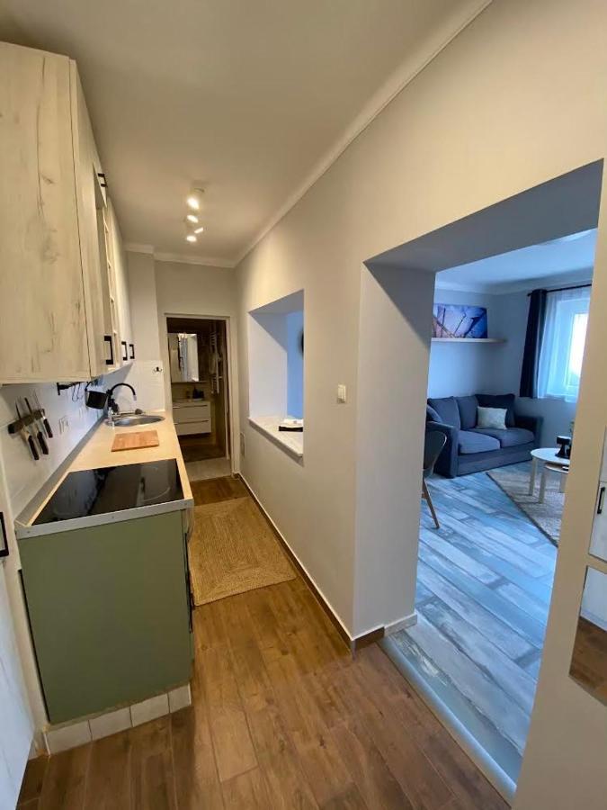 Chill Apartman Мисколк Екстериор снимка