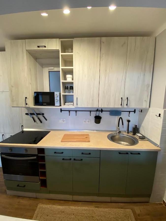 Chill Apartman Мисколк Екстериор снимка