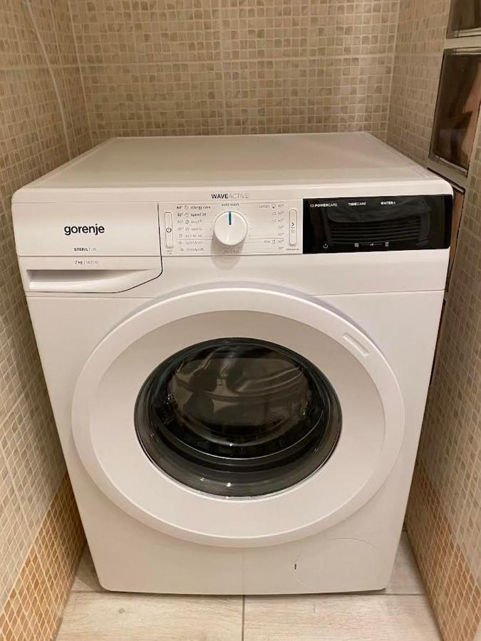 Chill Apartman Мисколк Екстериор снимка