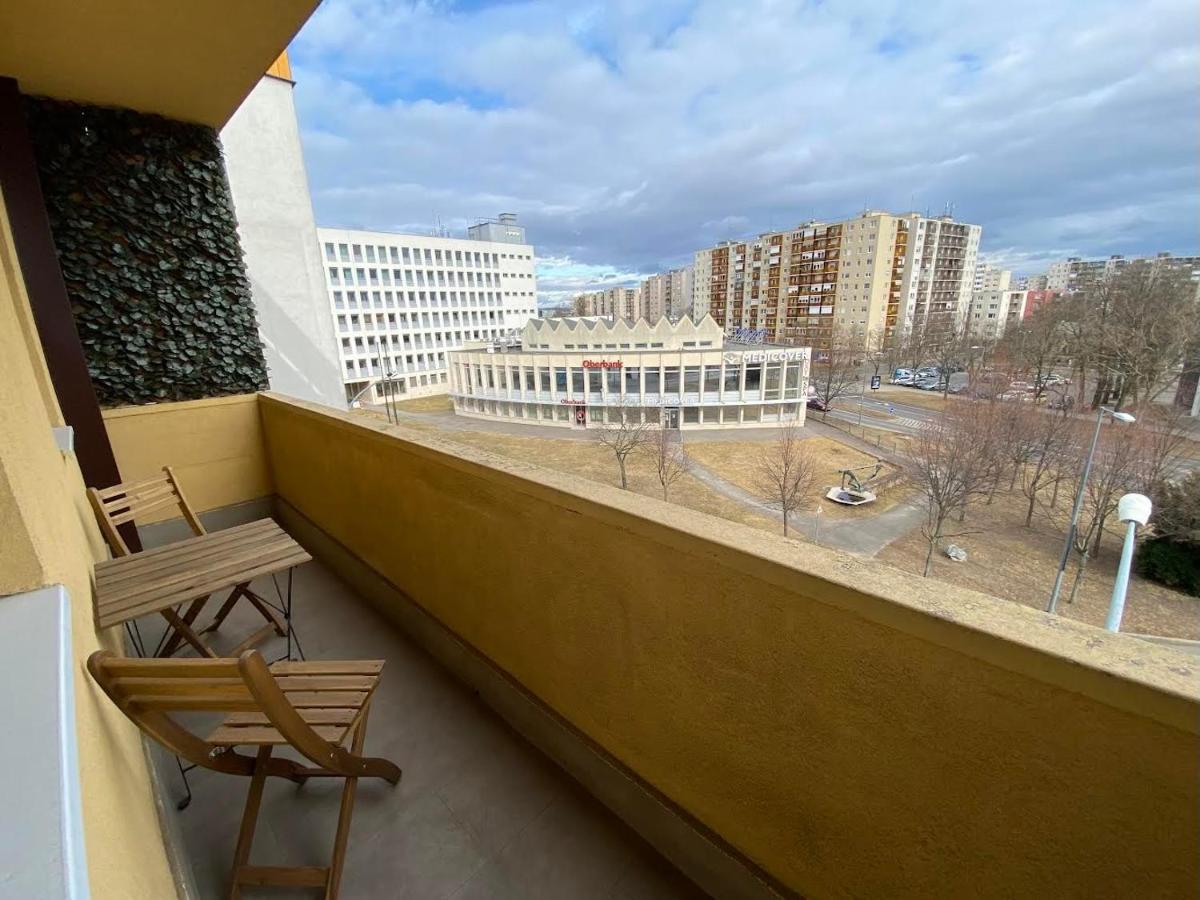 Chill Apartman Мисколк Екстериор снимка